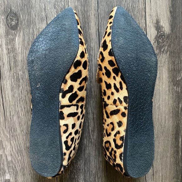 Steve Madden Leopard Flats - Picture 2 of 3